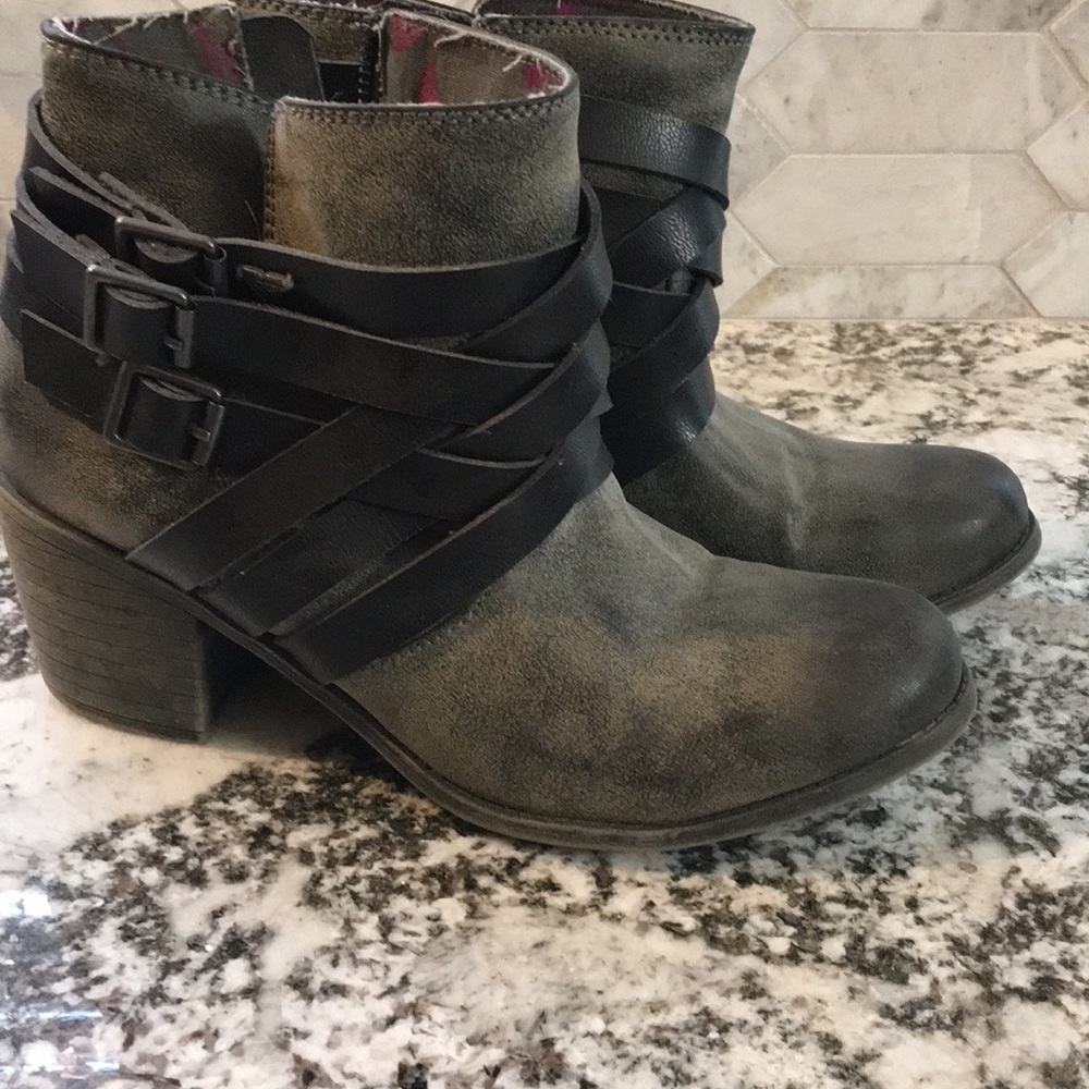 Womens Distressed Grey Ankle Boots with Wrap Straps